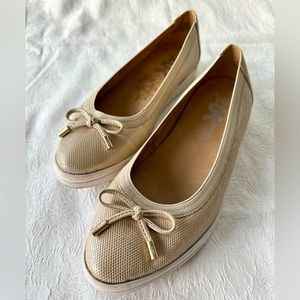 Anne Klein ballet flats with rubber sole